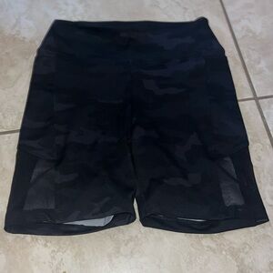Pink active camo mesh biker shorts